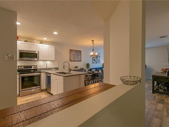 5th image of 4524 Winding River Way