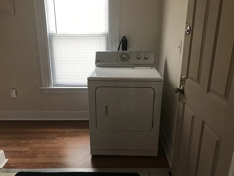 39 Pine St #2 — Photo 8