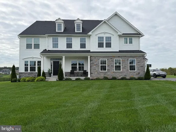 210 Tyler Dr, Hanover, PA 17331