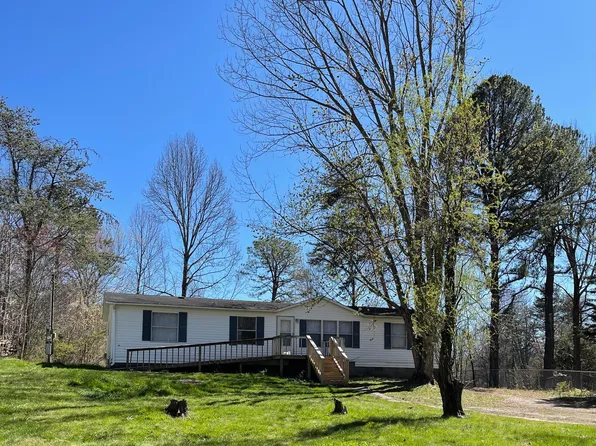 187 Hidden Oaks Dr, Johnson City, TN 37601