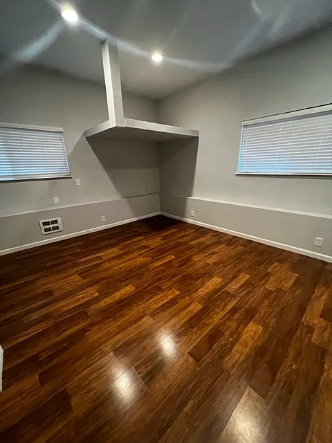 1 bed, 1000 sqft, $1,925 — Photo 3