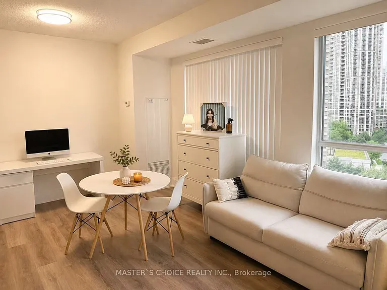 120 Harrison Garden Blvd #1112 — Photo 6