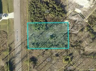 377 Cratsley Ave S, Lehigh Acres, FL 33974