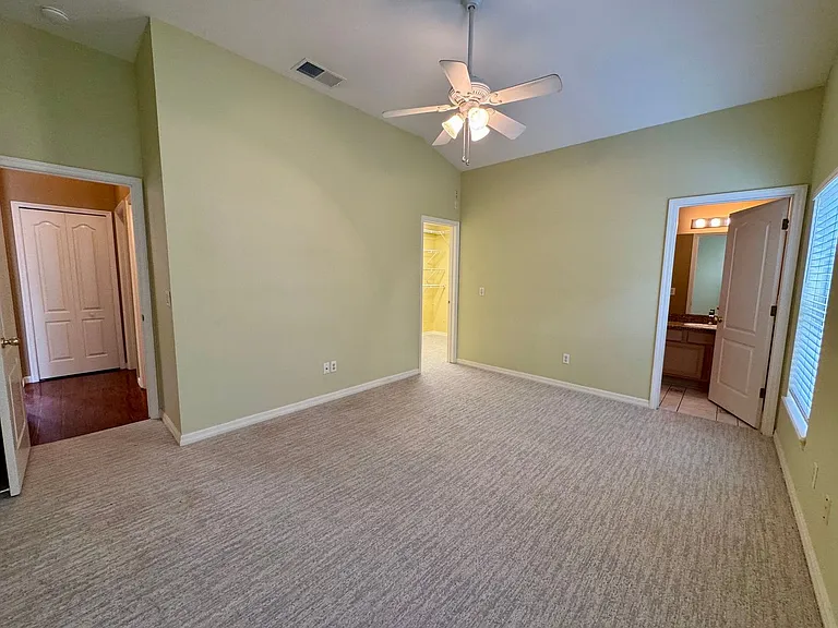 1866 Stafford Springs Blvd — Photo 10