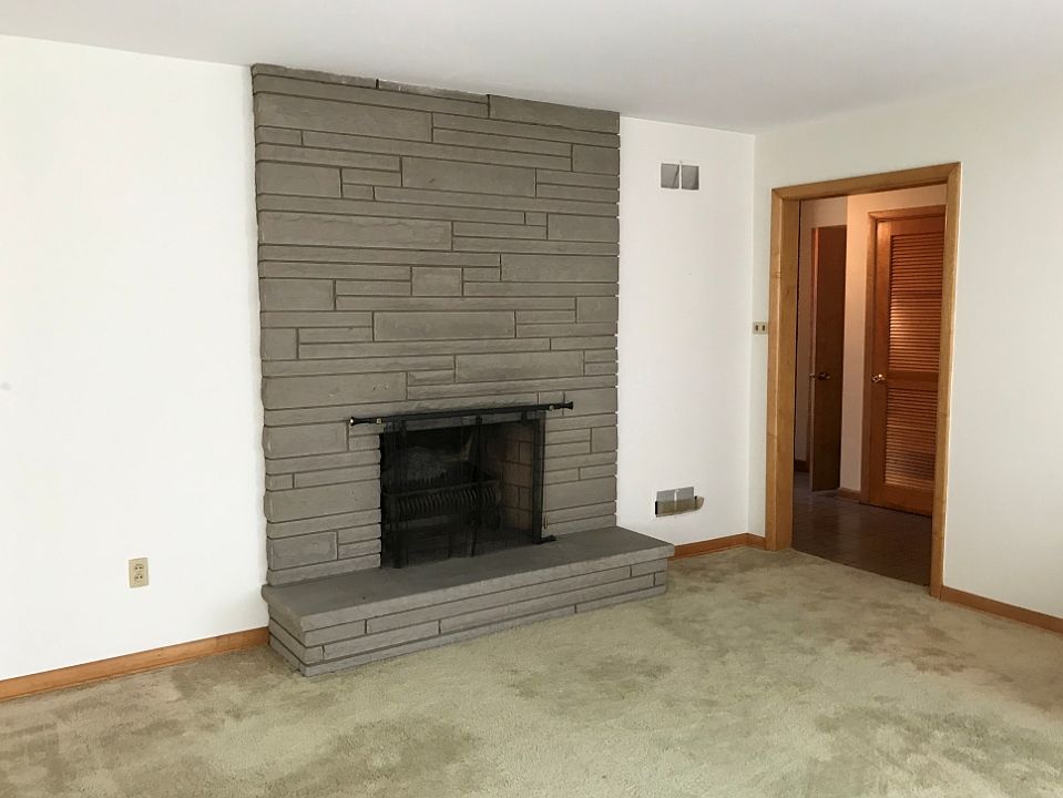 2nd image of 3708 Valley Dr