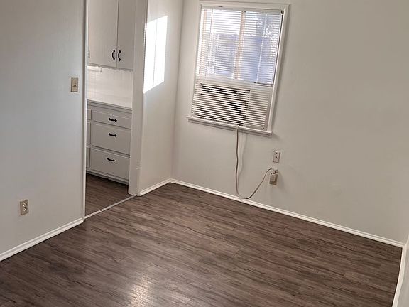 5th image of 13817 Christine Dr APT A