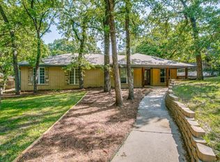 517 Ridgecrest Cir, Denton, TX 76205