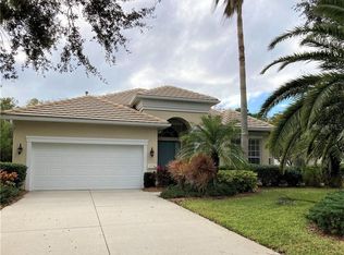 6936 Lennox Pl, University Park, FL 34201