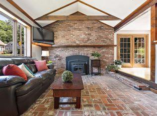 3 Lawrence Rd, Reading, MA 01867