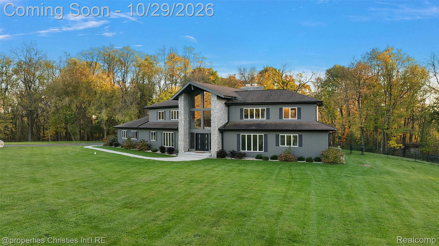 9551 Oak Pointe Ln, photo 3