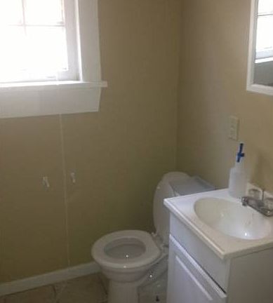 4th image of 8429 Apple St #B