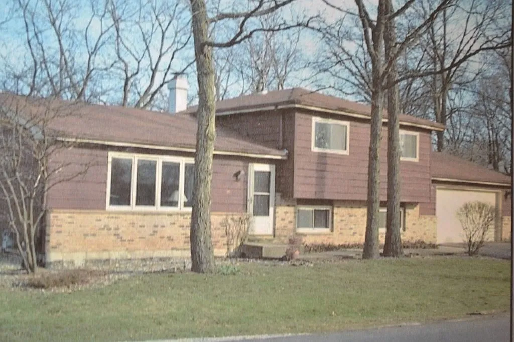 19565 W West Shore Dr photo 1