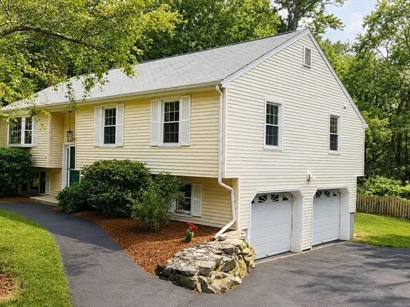 6 Fox Hill Rd, Ashland, MA 01721
