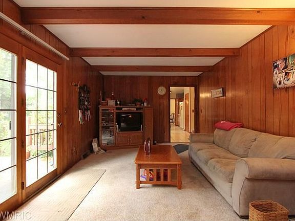 5th image of 6174 Meadowlark Dr NE