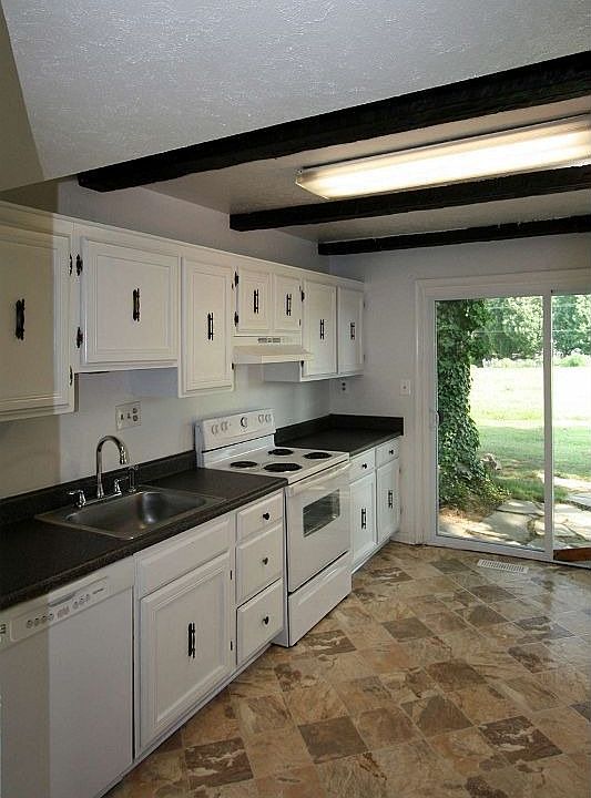 1st image of 19919 Spur Hill Dr