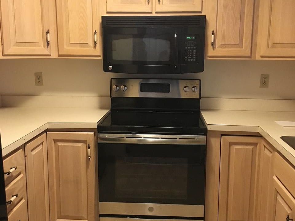 1st image of 150 Prospect St APT 17