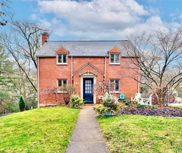 160 Woodhaven Dr, Pittsburgh, PA, 15228