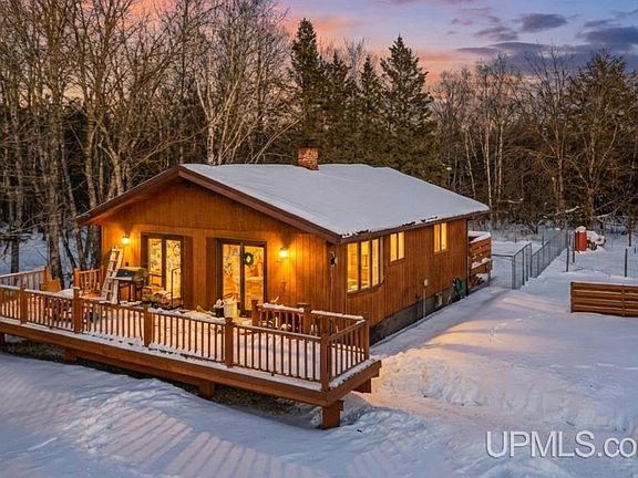 3rd image of 12202 Farmfield Rd