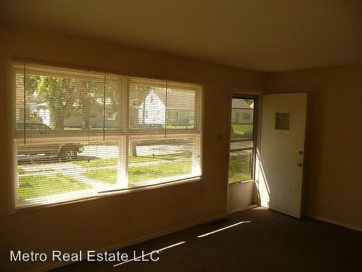 2nd image of 2732 Winch St