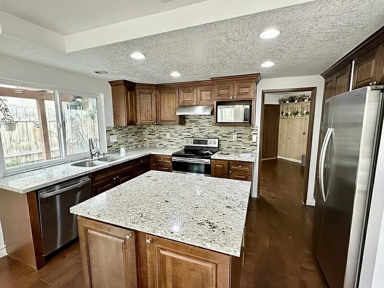 12651 Sarsaparilla St — Photo 9