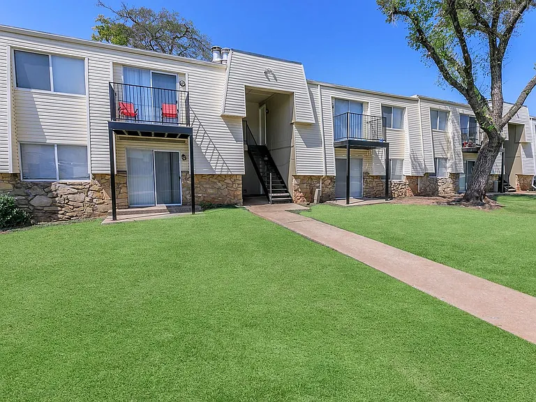 $500 FREE! PET FRIENDLY! APPLY ONLINE! — Photo 4