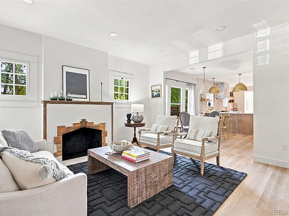 4th image of 1005 Garfield Street