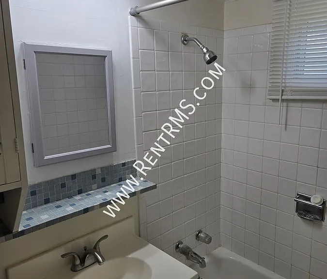 2409 SW 24th St — Photo 11