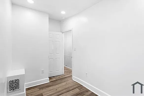 3 bed, $1,800 — Photo 2