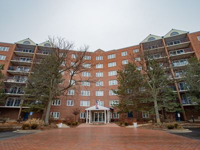 (Undisclosed Address), Niles, IL, 60714