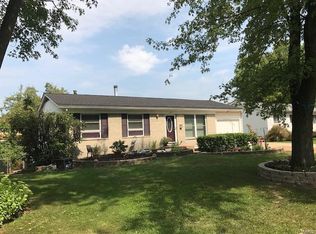 5331 Ville Cecelia Ln, Hazelwood, MO 63042