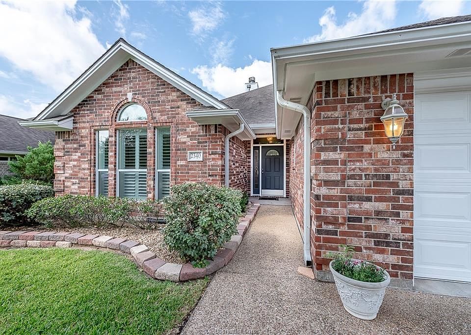 1st image of 2340 Kendal Green Cir