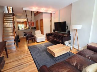 2050 Pine St, Philadelphia, PA 19103