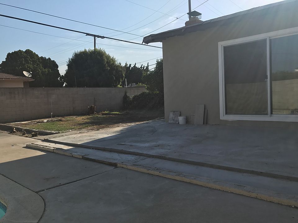 2nd image of 2423 E Mardina St