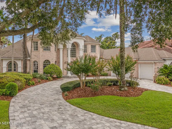 1336 CHARTER Court E, Jacksonville, FL 32225