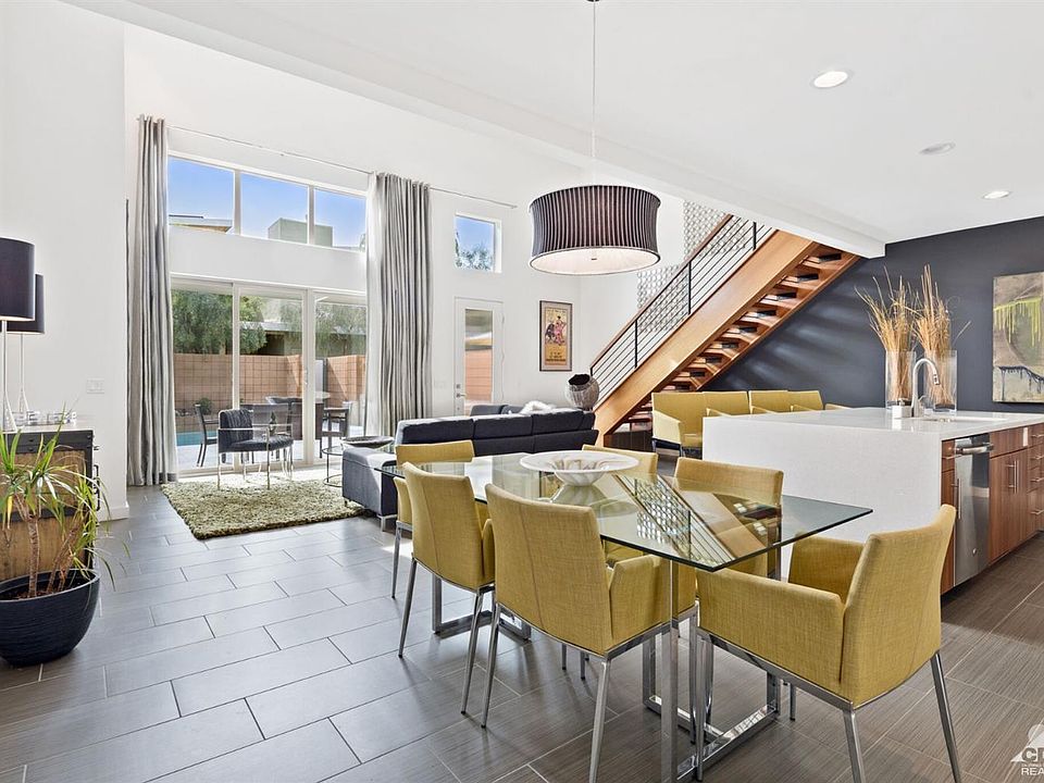 1st image of 885 Oceo Cir N