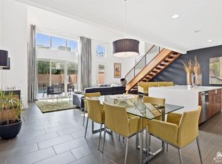 885 Oceo Cir N, Palm Springs, CA 92264