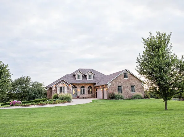 5609 N Farm Road 183, Springfield, MO 65803