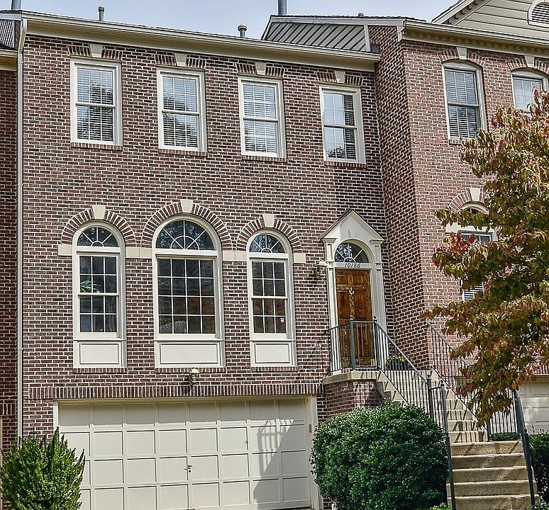 10186 Castlewood Ln, Oakton, VA 22124 Zillow