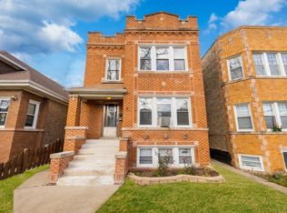 5218 W Deming Pl, Chicago, IL 60639