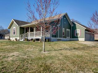 5649 E Pearson Pkwy, Strafford, MO 65757