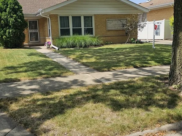 1614 Forest Rd, La Grange Park, IL 60526
