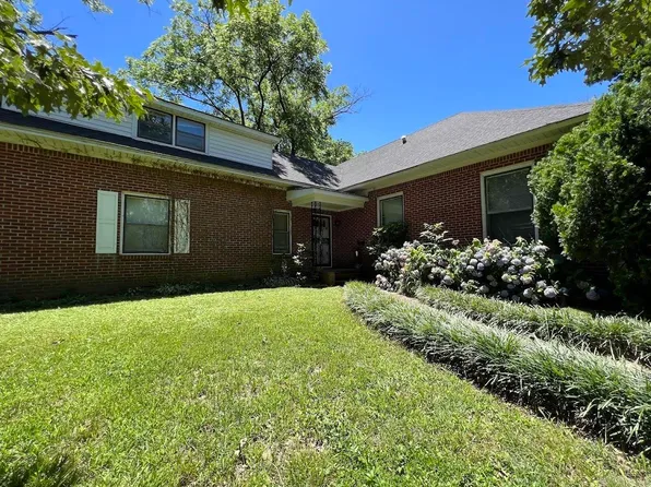 1035 W Oak Ave, Jonesboro, AR 72401