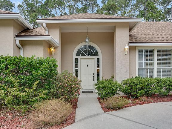 2nd image of 844 Buckeye Ln W