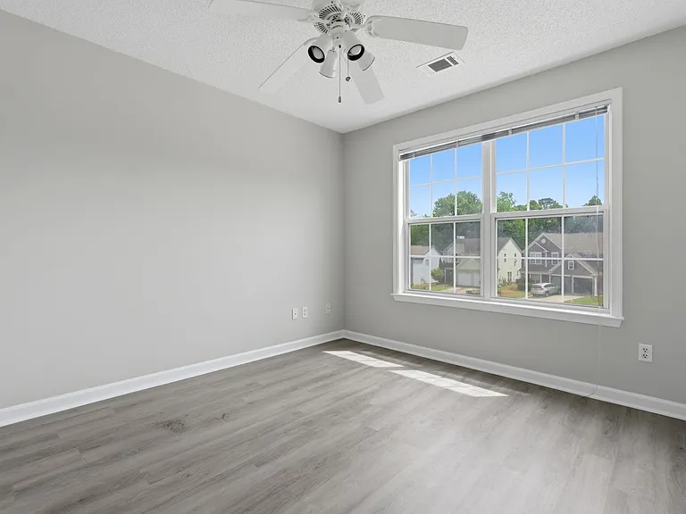 2533 Boxbourne Ct SE — Photo 23