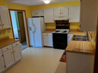 21934 Crimson Dr, Meadville, PA 16335