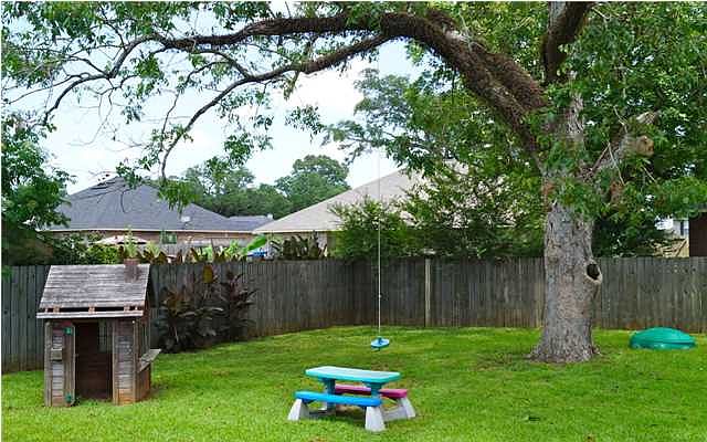 2nd image of 3563 Knobbley Dr