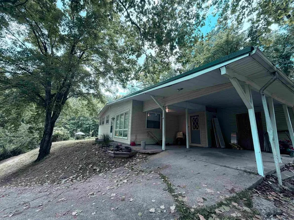 4724 Valley View Dr, Ashland, KY 41101