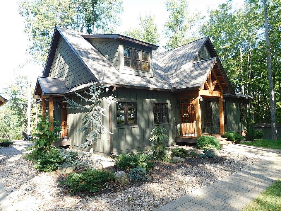 1st image of 2062 Bedford Lake Dr