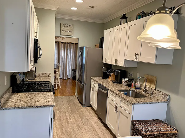 2708 Ice House Ct — Photo 2