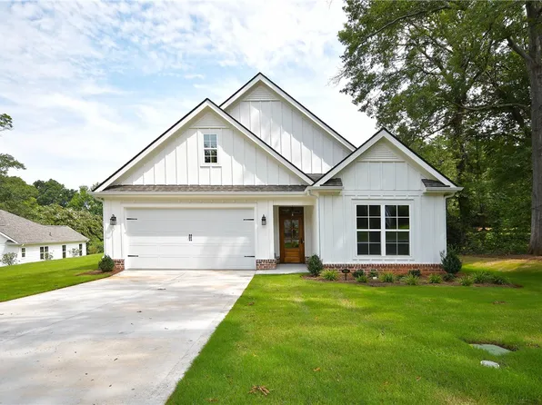 101 C Ave #B, Easley, SC 29640